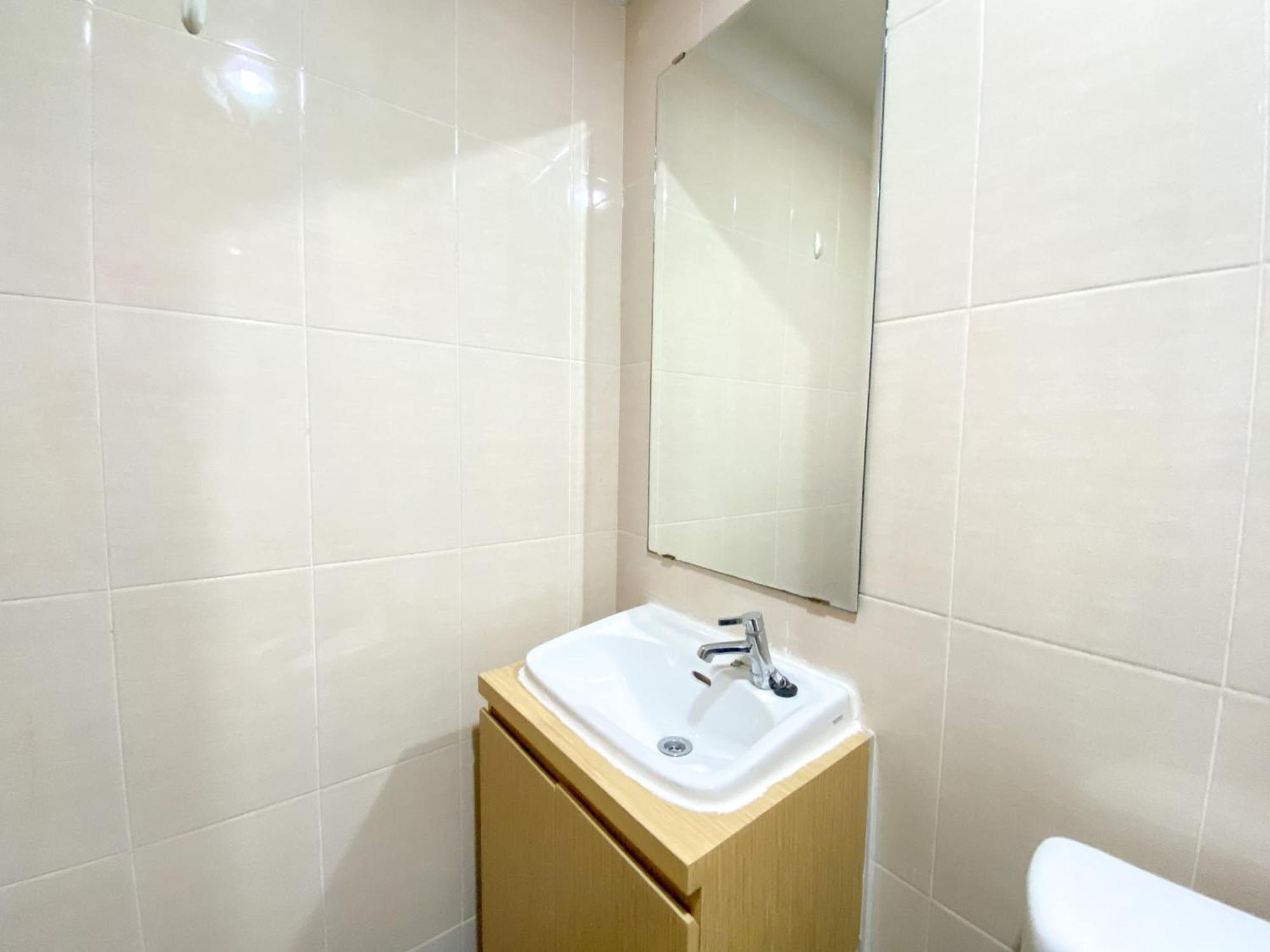 Apartemen Cozy And At The Oasis Cikarang By Travelio *